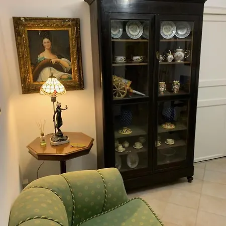 La Giara Apartment *